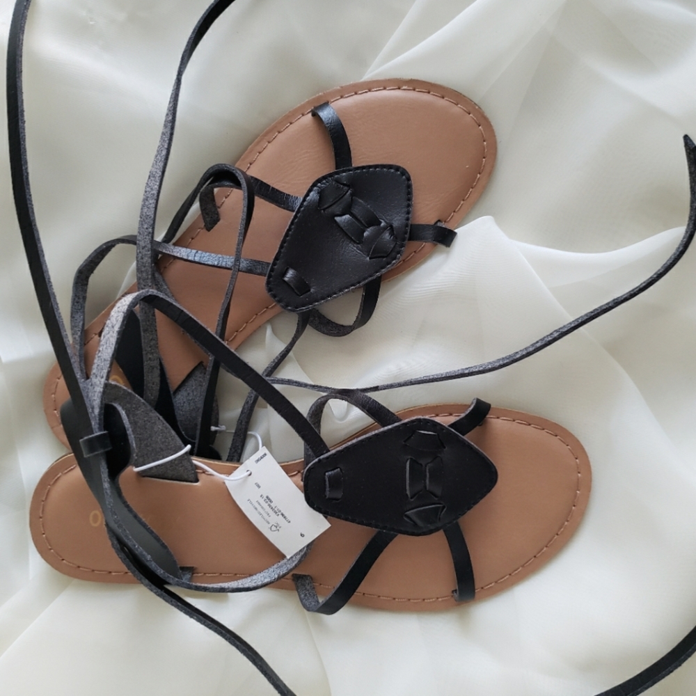 NEW Old Navy lace up sandals